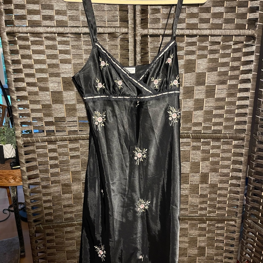 Morgan Taylor Black Floral Dress